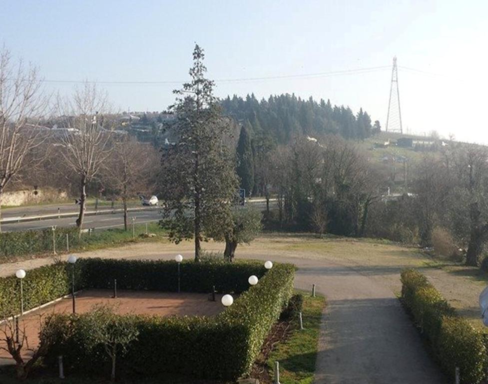Hotel Main Street Cerasolo Kültér fotó